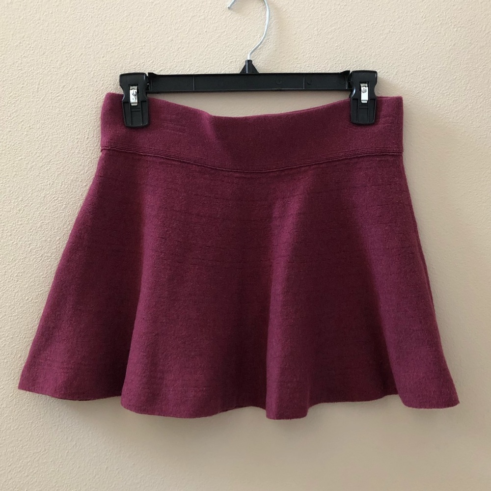 Aritzia Talula Flare Faldo Sweater Skirt Sz S